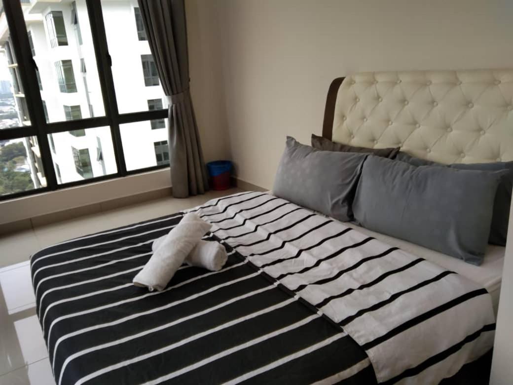 Arc Austin Hill Apartment Johor Bahru Exteriör bild