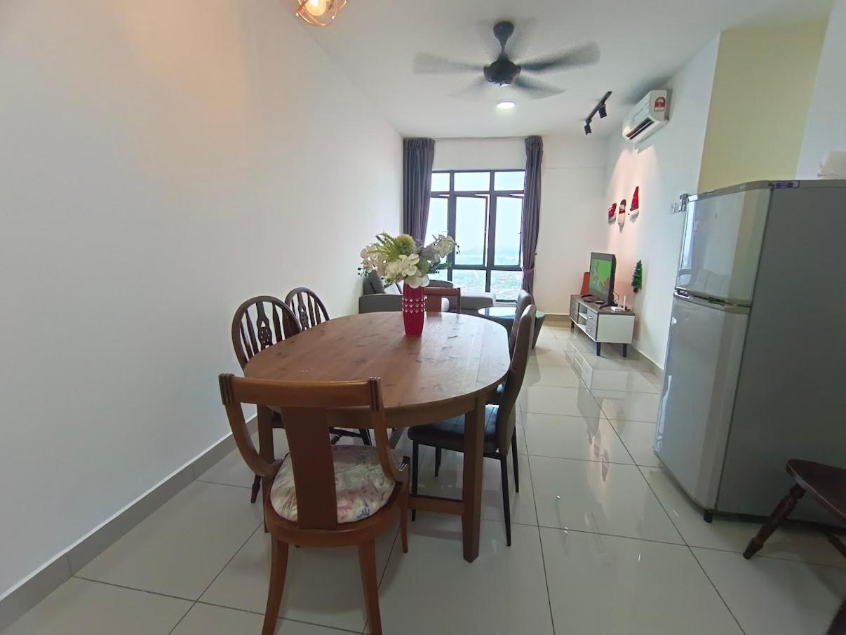 Arc Austin Hill Apartment Johor Bahru Exteriör bild